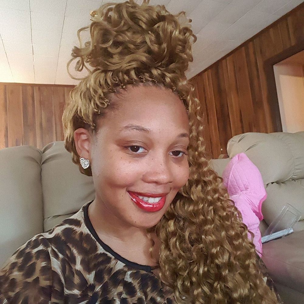 Meet your Posher, Jerrica